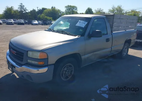 2003 GMC Sierra 1500 Work Truck z USA, uszkodzony, nr VIN 1GTEC14X23Z340972